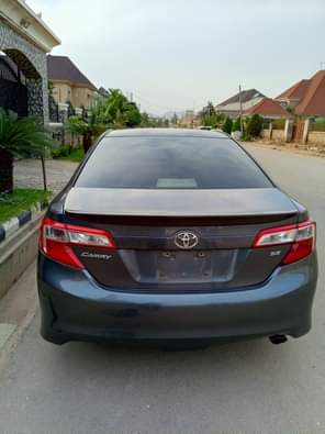 A picture of Super clean 2013 Camry Pure first body Untempered engine Toks