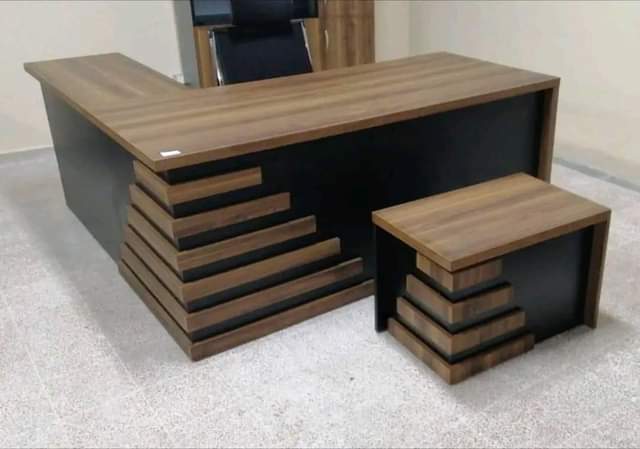 classifieds/tvs