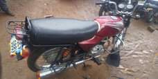 A picture of Bajaj boxer for sale 2.2M Call. Or. Whatsapp 0772995758. 0772995758