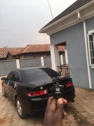 A picture of MANUAL Honda Accord 2006