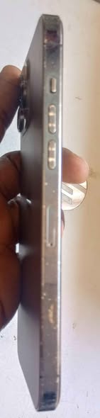 A picture of iPhone 12 Promax 128gb