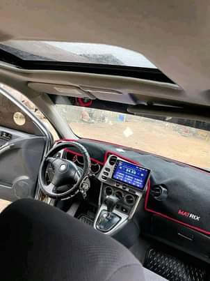 A picture of 2004 Toyota Matrix Le