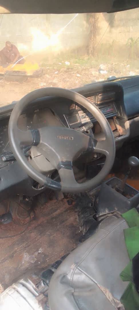A picture of Toyota Hiace Bus