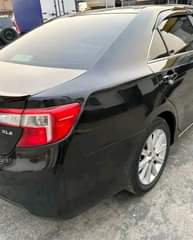 A picture of FOREIGN USED 2014 TOYOTA CAMRY XLE Thumbstart Navigation System Reverse