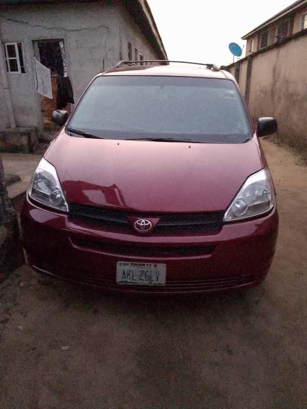 A picture of Sharp and clean big sienna Everything working perfectly Price 3