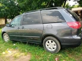 A picture of 2007 Toyota Sienna V6