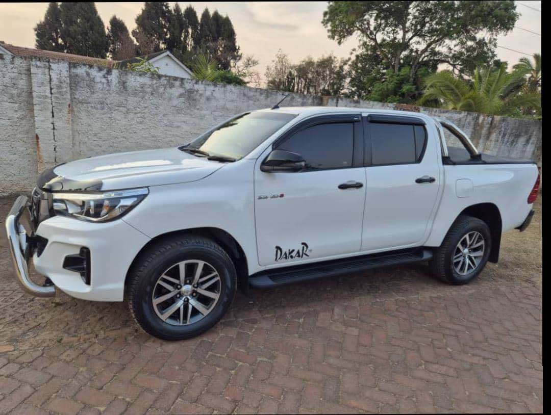 used toyota hilux