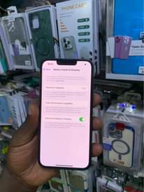 A picture of Iphone14