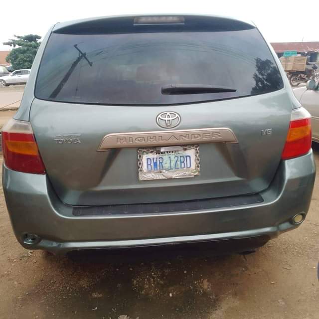 A picture of 2006 Toyota 2006 Sedan