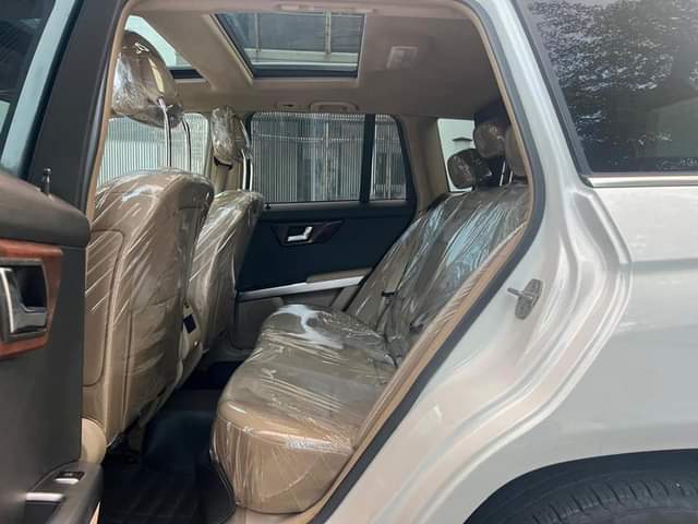 A picture of Benz GLK 350 4matic 2011 Used But Not RegisteredSuper Clean