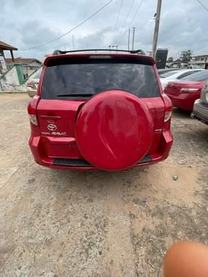A picture of Clean used Toyota Rav4 with everything working perfectly 80 first