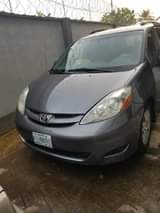 A picture of 2006 Toyota Sienna LE