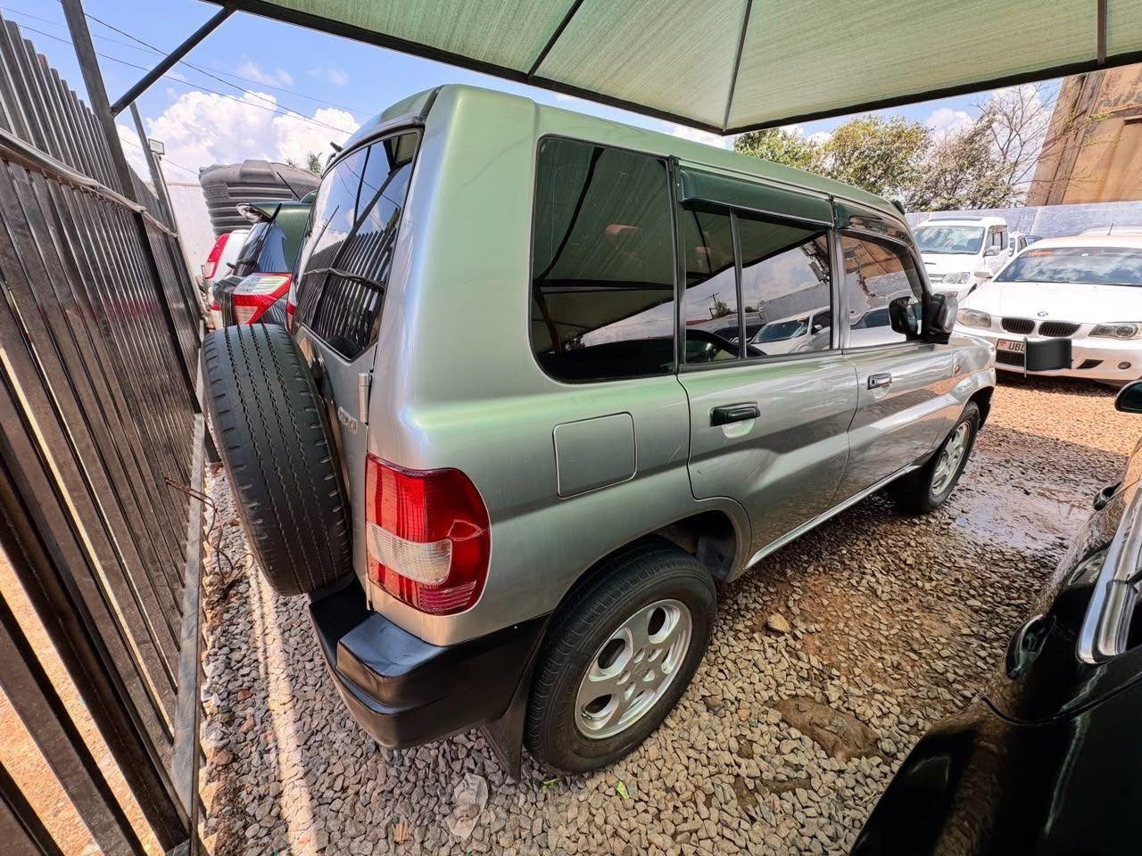 A picture of Pajero GDI