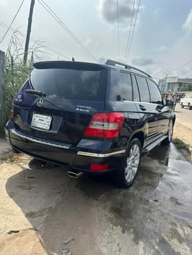 A picture of 7 months CLEAN USED 2010 MERCEDES BENZ GLK350 ACCIDENT FREE