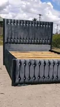 A picture of Bed sofa bei kuanzia 180k 220k nazaidi