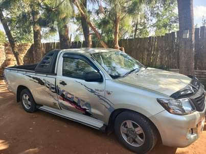 used toyota hilux