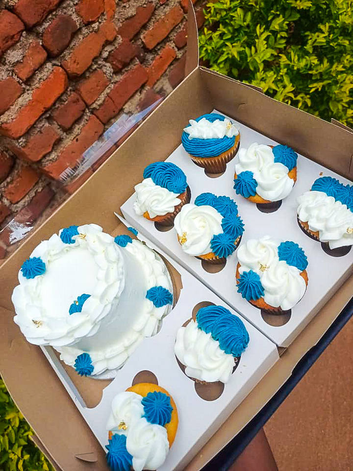 cakes