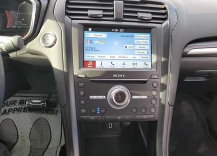 A picture of 2018 Ford Fusion Titanium Sedan 4D