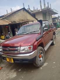 A picture of TOYOTA HIKUX 2 8 bei 26m CALL 0656989031