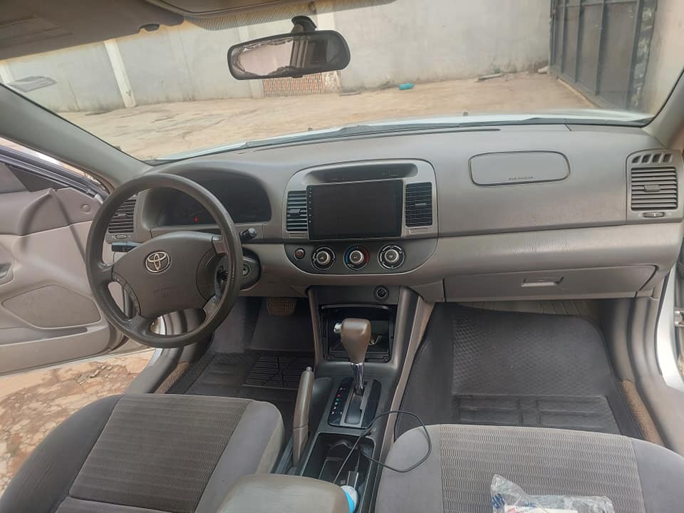 A picture of Toyota camry 2006