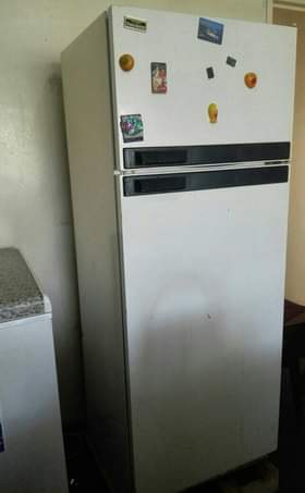 classifieds/fridges