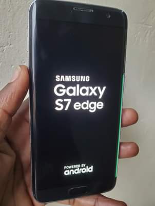 A picture of SAMSUNG GALAXY S7 EDGE. AT 155000.