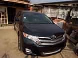 A picture of Toyota Venza 2014