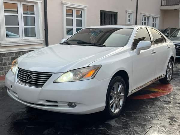 A picture of WOW Lucky for the buyer This is premium standard lexus