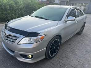 A picture of Toyota Camry Sport 2009 direct 2 years used Toks standard