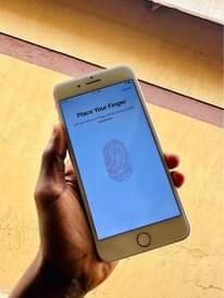 A picture of iPhone 7 Plus 32 Gb at 300k