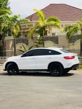 A picture of CLEAN FOREIGN USED BENZ GLE 43 2019 MODEL 38 5M
