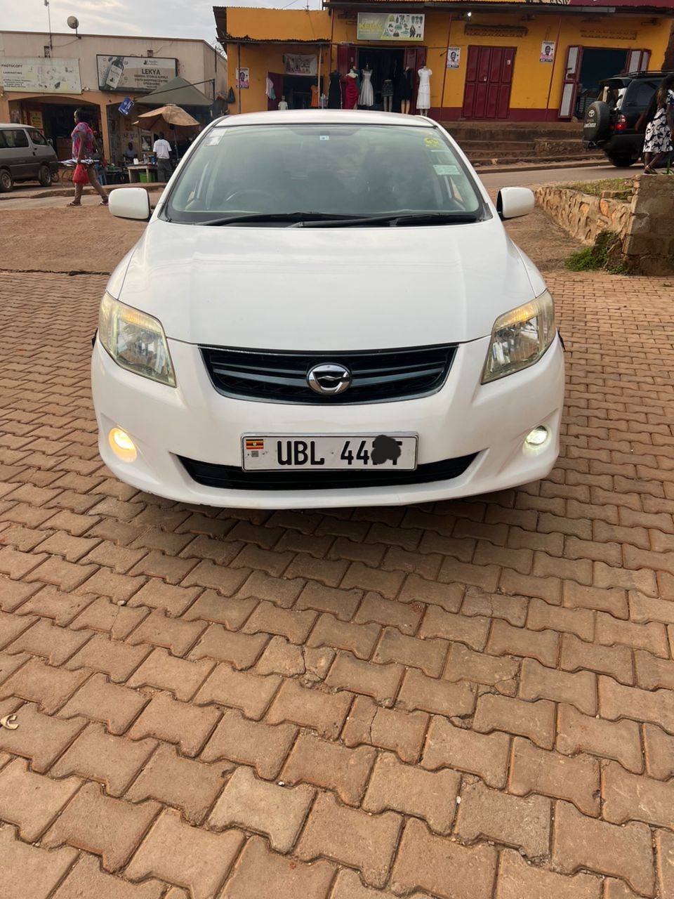 toyota fielder