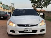 A picture of FOR SALE EXTREMELY SUPER CLEAN DISCUSSION CONTINUE 2006 MODEL WITH