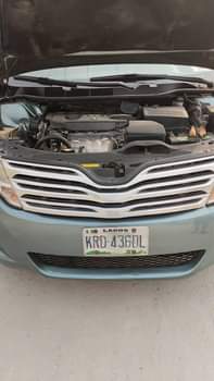 A picture of SHARP DISTRESS SALE 2011 VENZA Belgium grade Sound 4plugs engine