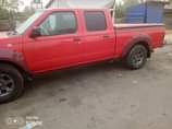 A picture of Nissan frontier 05 model