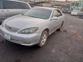 A picture of Toyota Camry 04 Dealers deal 09166853387