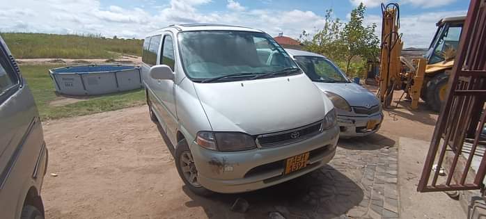 used toyota granvia