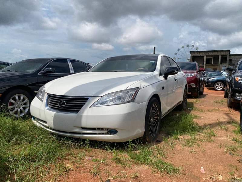 A picture of Ifeco C Automobile For sale Slightly used... 2009 Lexus ES