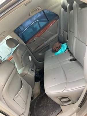 A picture of Awoof Toyota Avalon 2006 XLE Limited