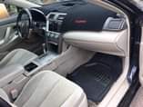 A picture of Toyota Camry 08