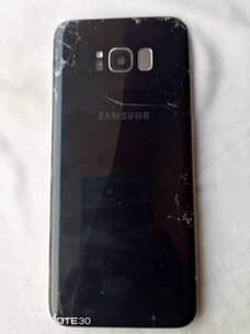 A picture of Samsung galaxy S8 plus dual sim