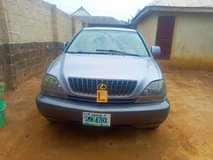 A picture of LEXUS RX 300