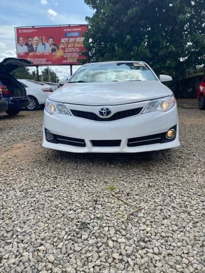 A picture of DISTRESS SALE Direct Belgium Toyota Camry 2014 Untampered Engine AC