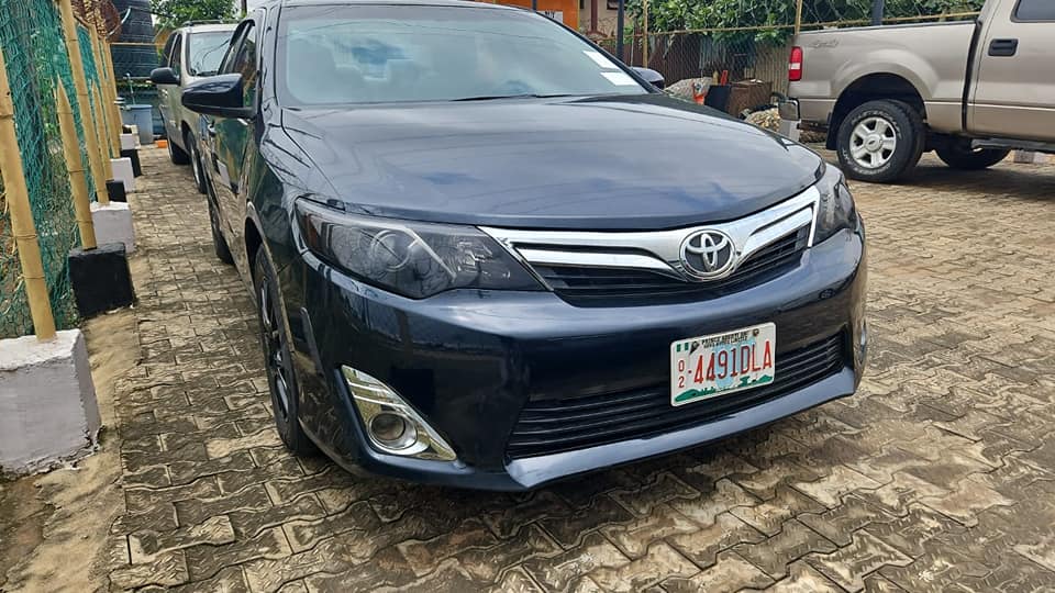 A picture of Toyota Camry 2013 Tokubo
