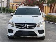 A picture of 2017 Mercedes Benz GLE350