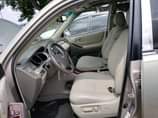 A picture of Toyota Highlander everything is intact and untouched location is Owerri