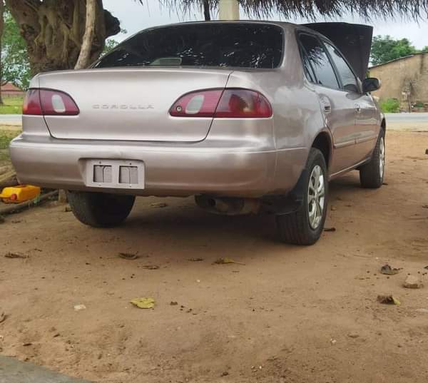 A picture of Toyota Corolla Engine and gear perfect Ac need attention Painted
