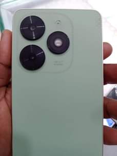 A picture of Tecno pop 8 64gb nipo dar inauzwa 170 000tshs haina