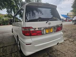 A picture of Toyota Alphard