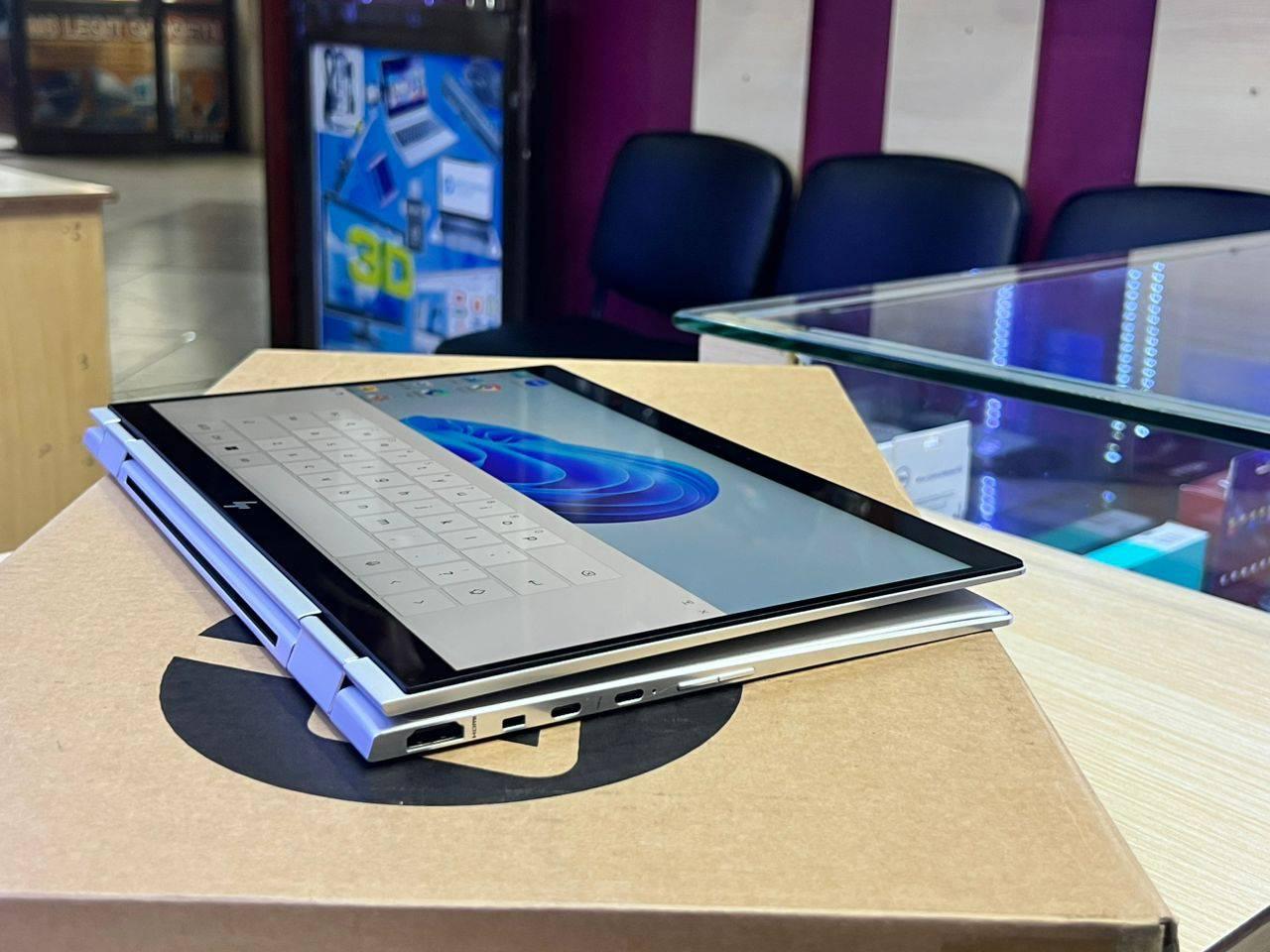 A picture of HP Elite book 1030G7.